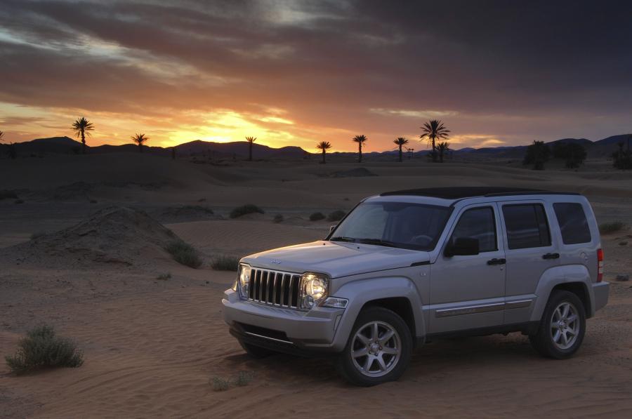  Jeep Cherokee 2008 года  (фото 86 из 161)